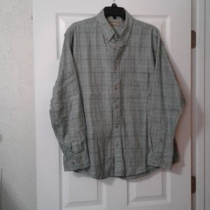 Men long sleeve shirt.